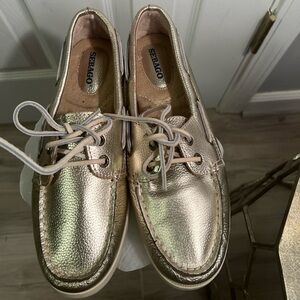 Sebago gold dockside shoes